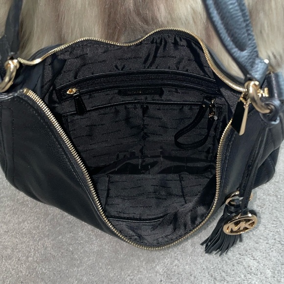 Michael Kors Lydia Large Hobo Bag - Picture 8 of 12